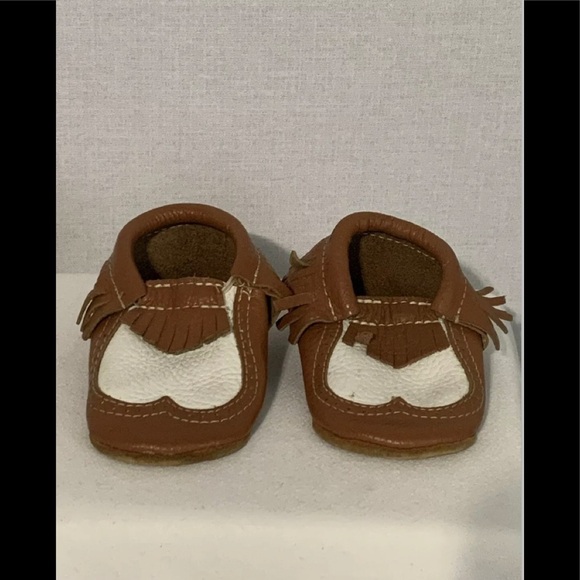 Leather Moccasins Baby Toddler Sz 4 Tan White Shoes "I CAN ACCOMPLISH ANYTHING" - Picture 1 of 7